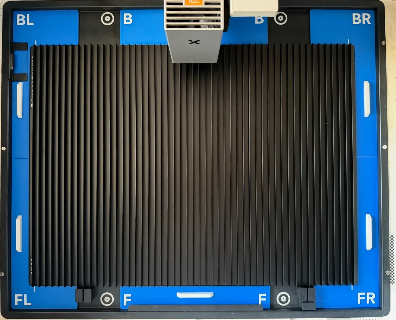 Plantilla de centrado para CleanCut Panel · xTool M2